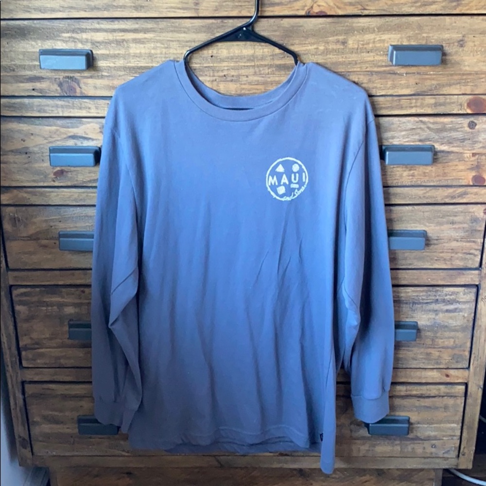 Long sleeve Maui and Sons t-shirt.